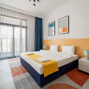Izzzi Life Mint Aparthotel